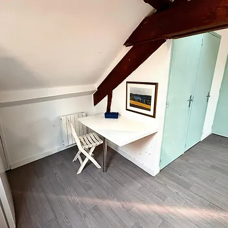 Bright Ideal For 4 In