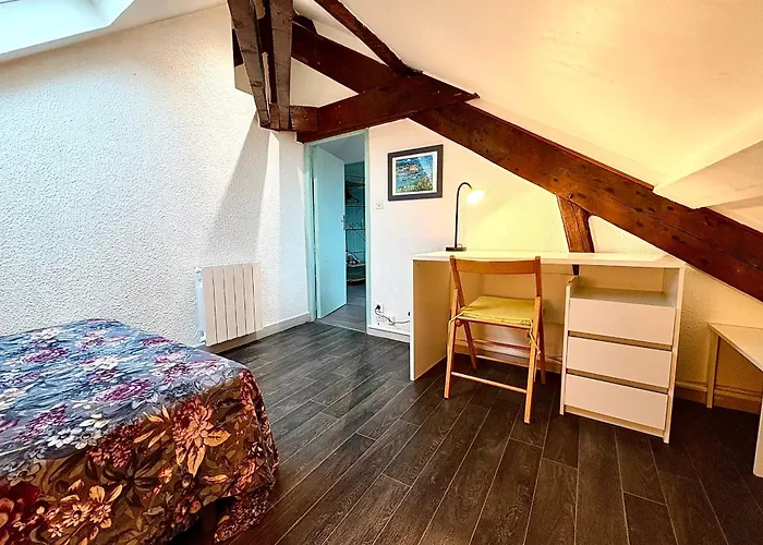 Bright Ideal For 4 In