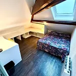 Daire Bright Ideal For 4 In *